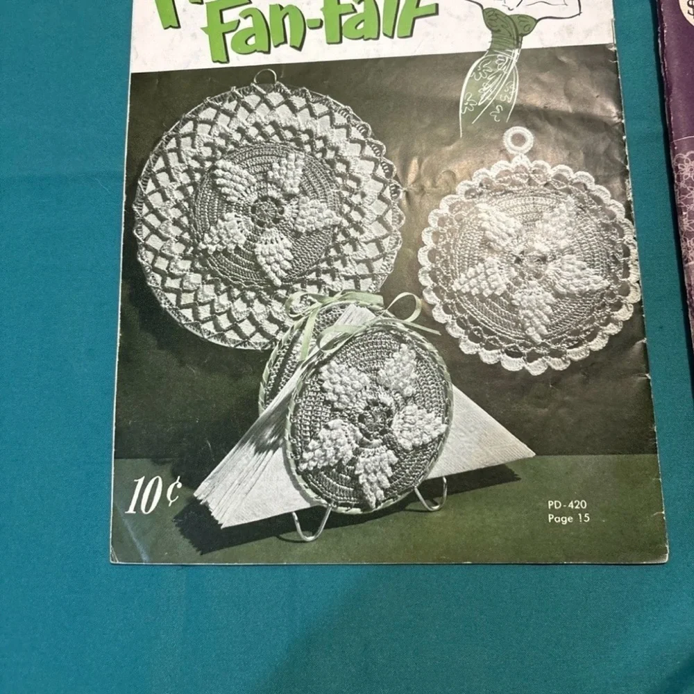 Vintage Set 2Crocheting Books Pineapple fanfare 2nd edition /Jumbo Pattern Book